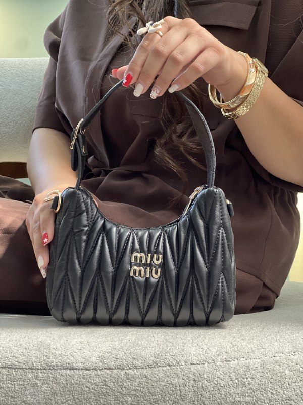 کیف دوشی miu miu چین دار