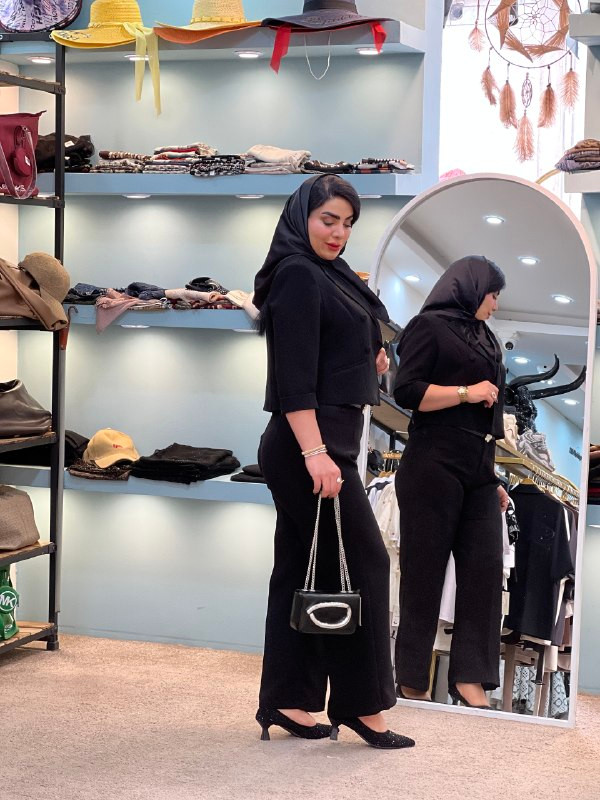 ست کراپ کت و شلوار