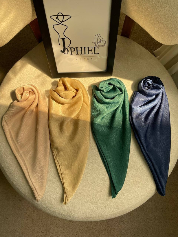 روسری ابریشمی OPHIEL