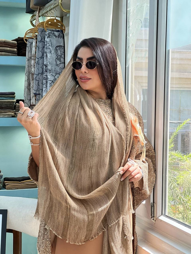 ست پیراهن و پانچ زنانه
