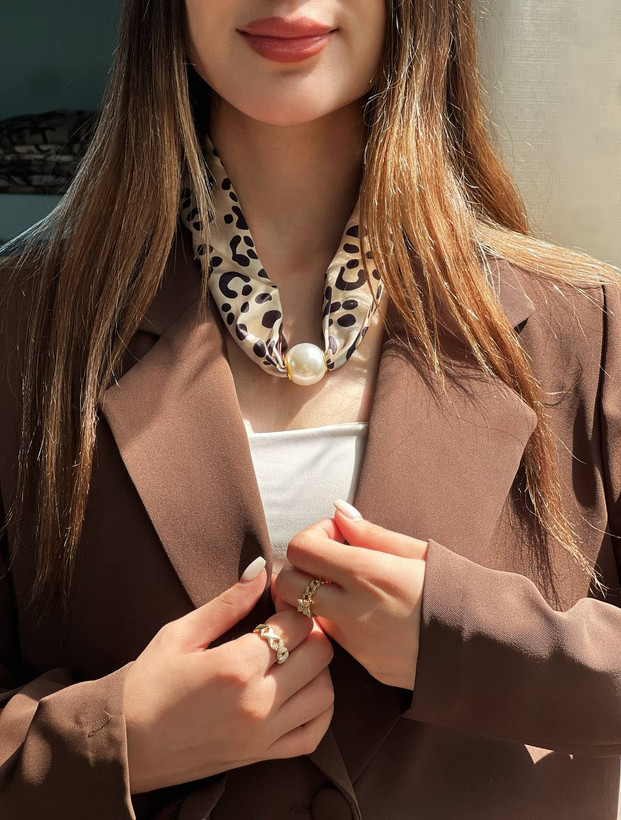 اسکارف گردنی مگنتی