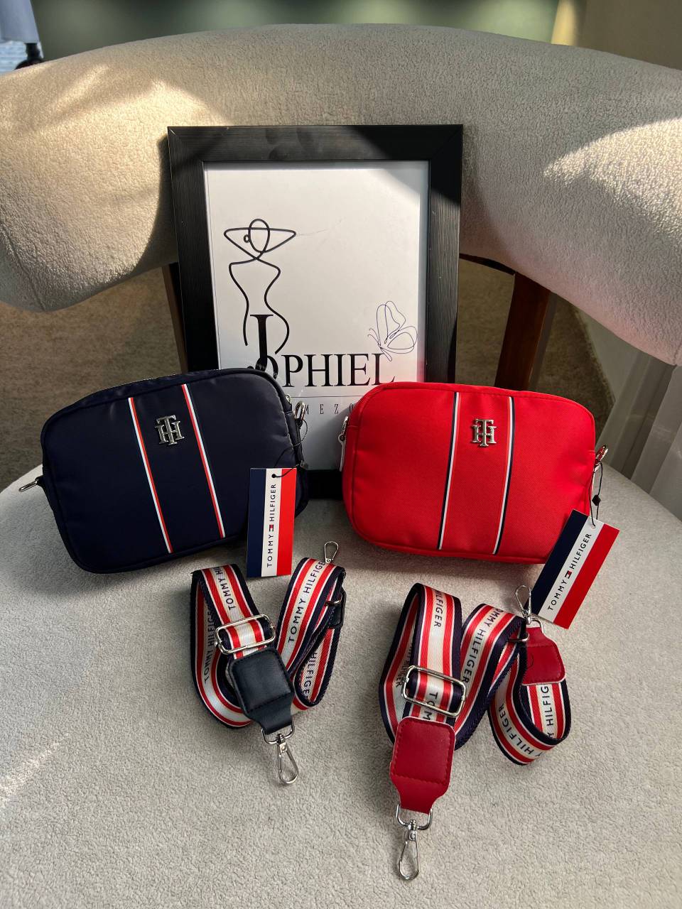 کیف Tommy
