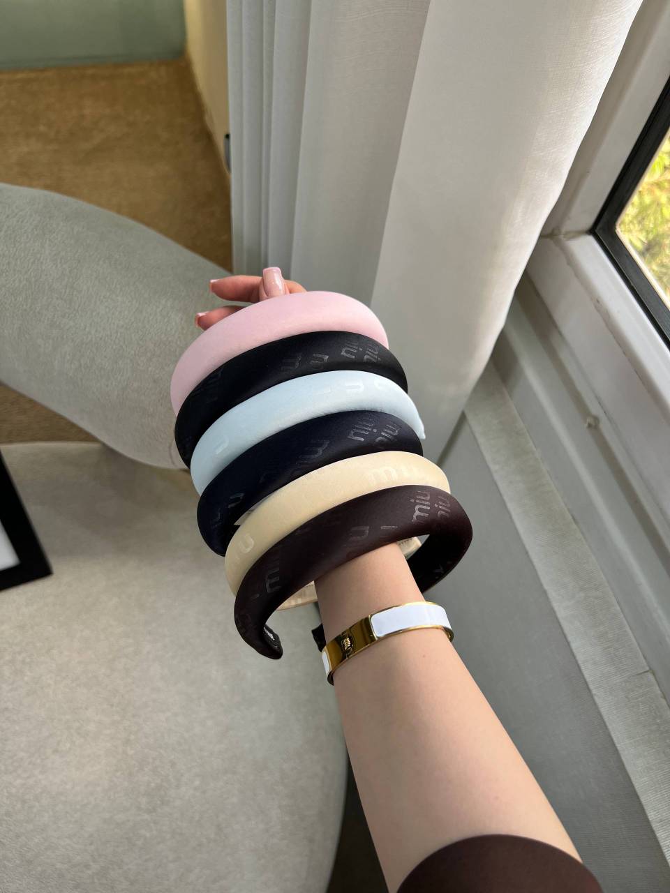 تل ساتن miu miu