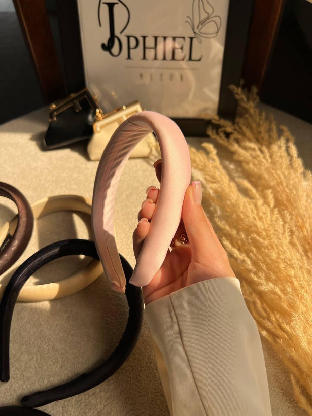 تل ساتن miu miu