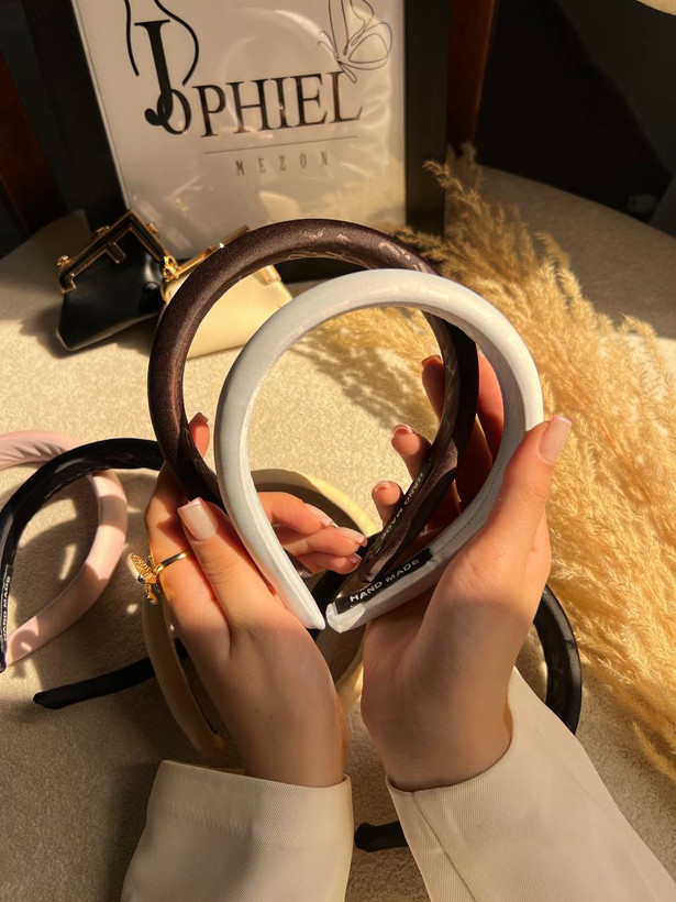 تل ساتن miu miu
