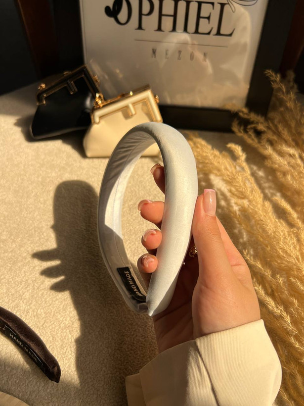 تل ساتن miu miu