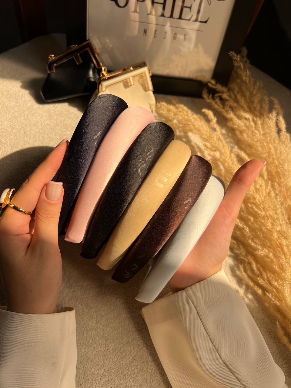 تل ساتن miu miu
