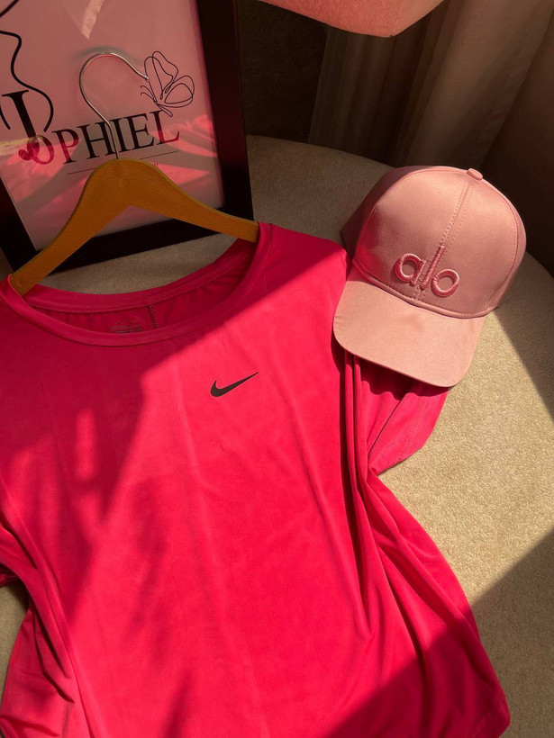 کراپ تیشرت ورزشی NIKE