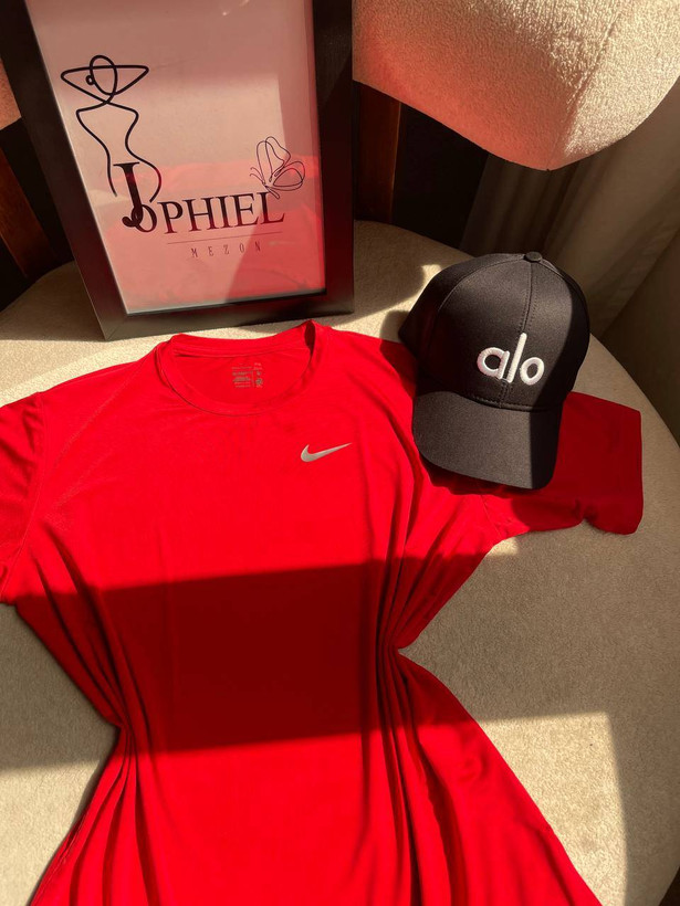 تیشرت ورزشی NIKE