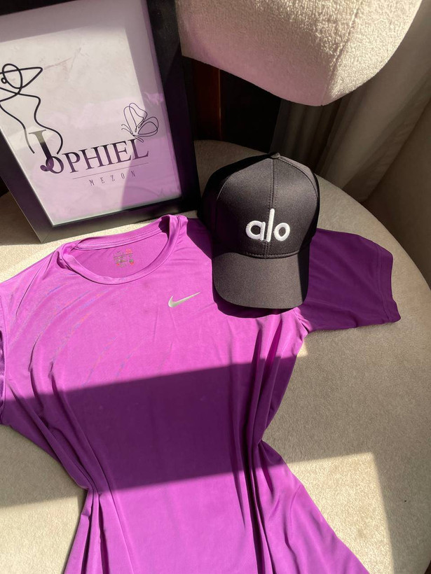 تیشرت ورزشی NIKE
