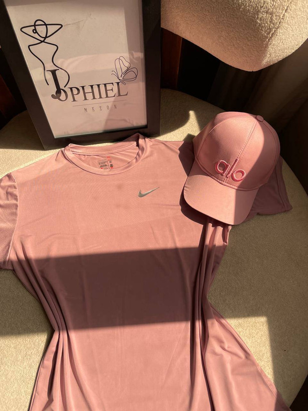 تیشرت ورزشی NIKE