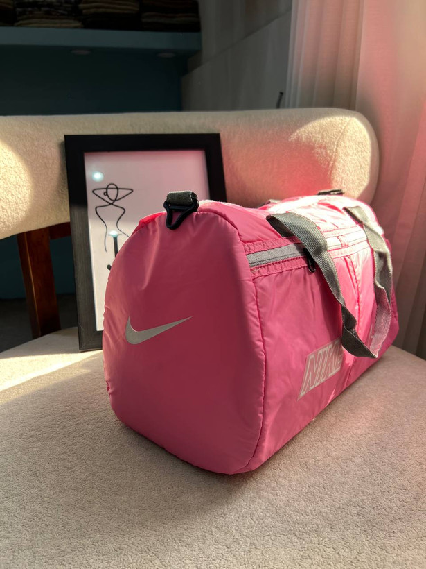 ساک ورزشی NIKE | ضدآب، جادار و کاربردی