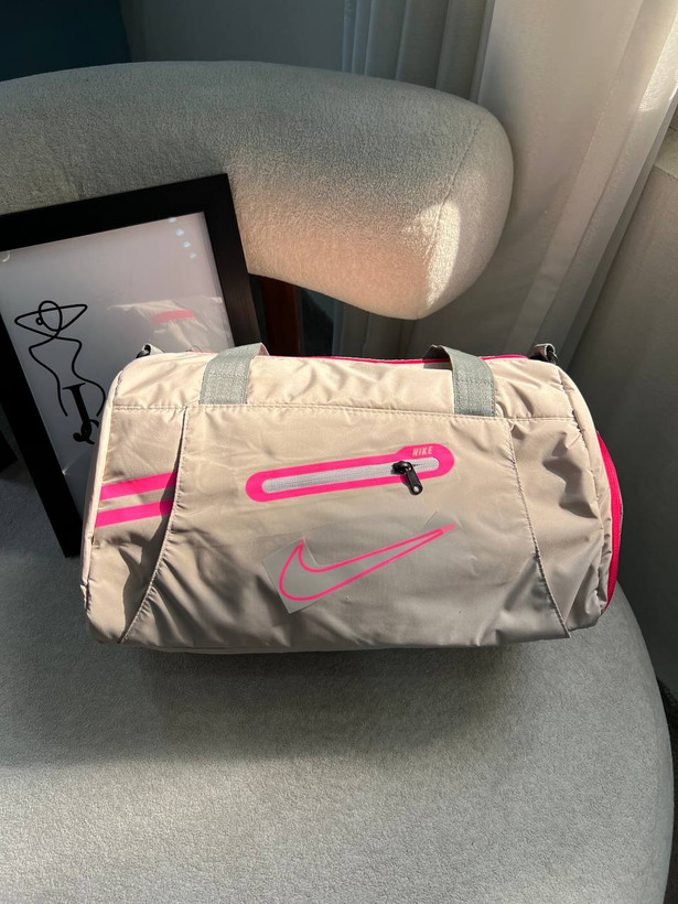 ساک ورزشی NIKE | ضدآب، جادار و کاربردی