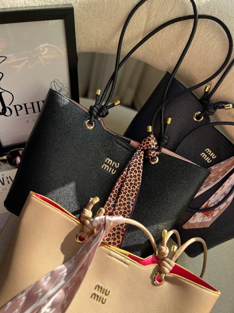 کیف وندا miu miu