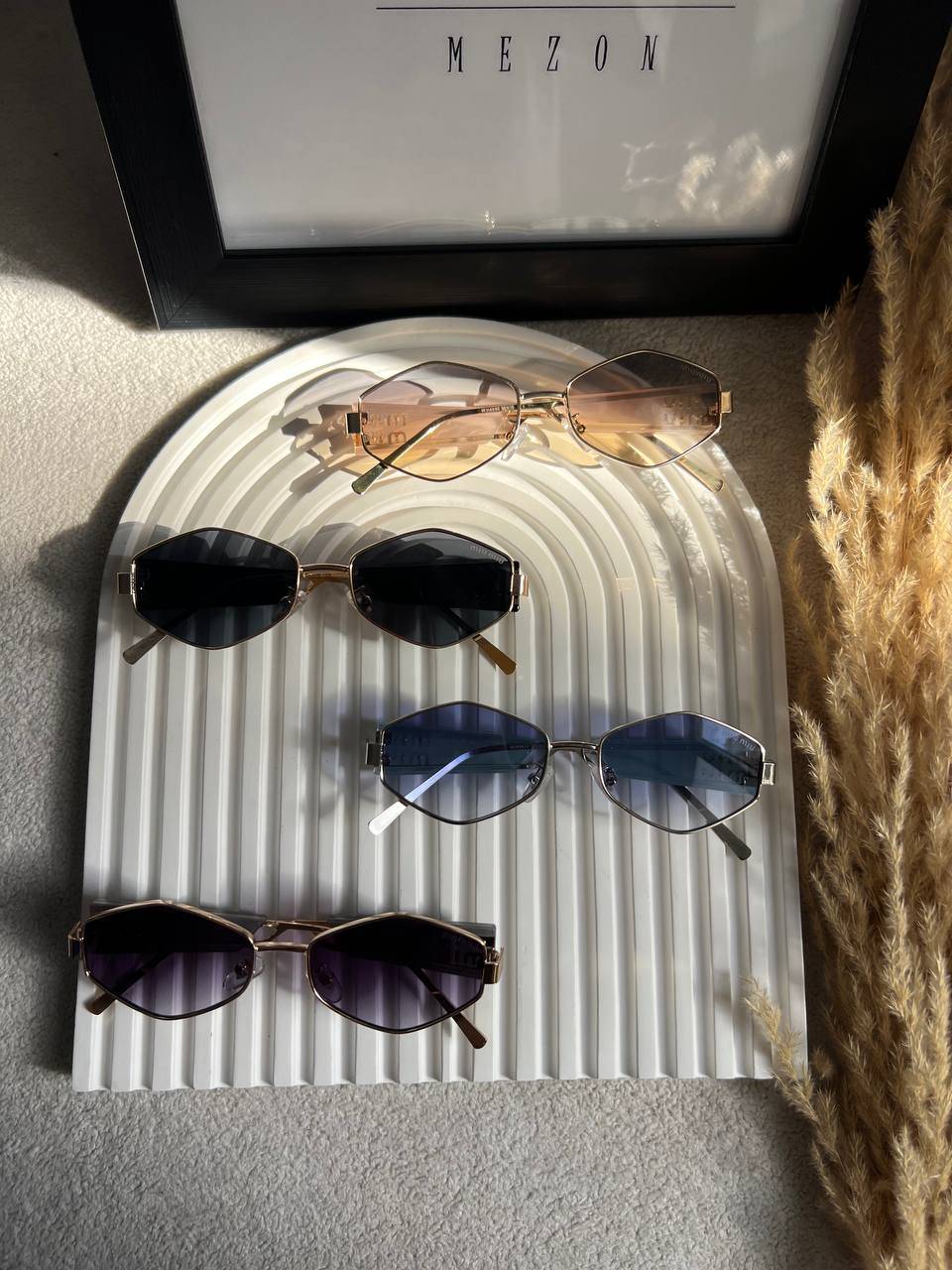 عینک آفتابی  miu miu