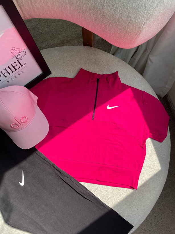 ست نیم تنه و لگ NIKE