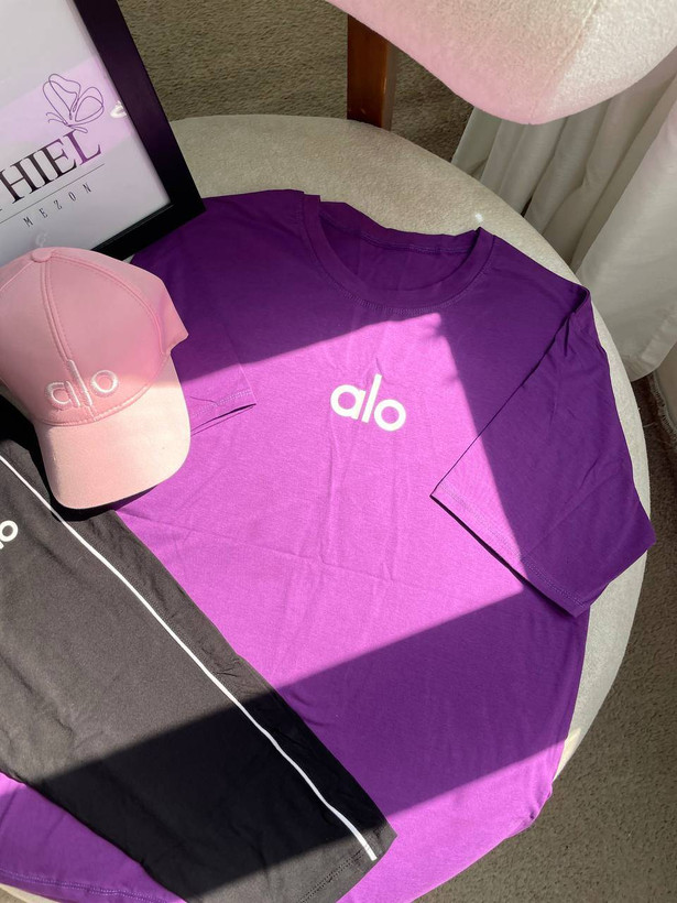 ست تیشرت و لگ کاپری alo