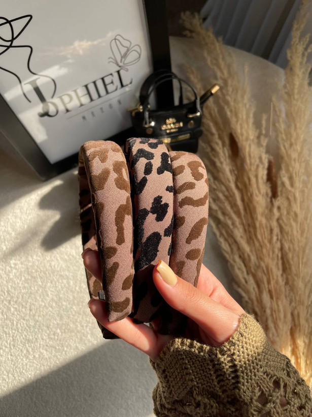تل پائیزه velvet leo