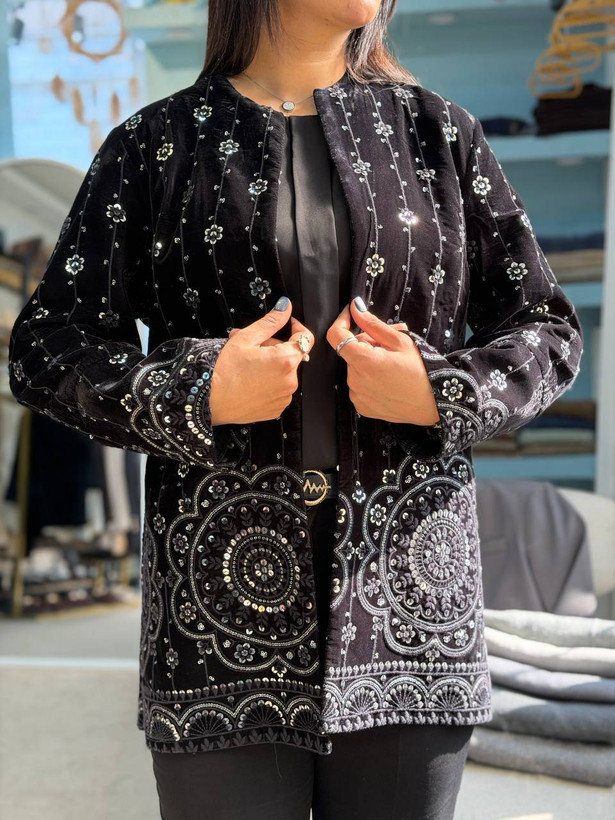 مانتو مخمل پولکدوزی سنتی