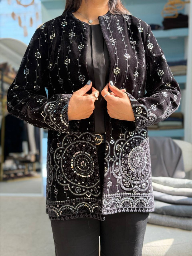 مانتو مخمل پولکدوزی سنتی