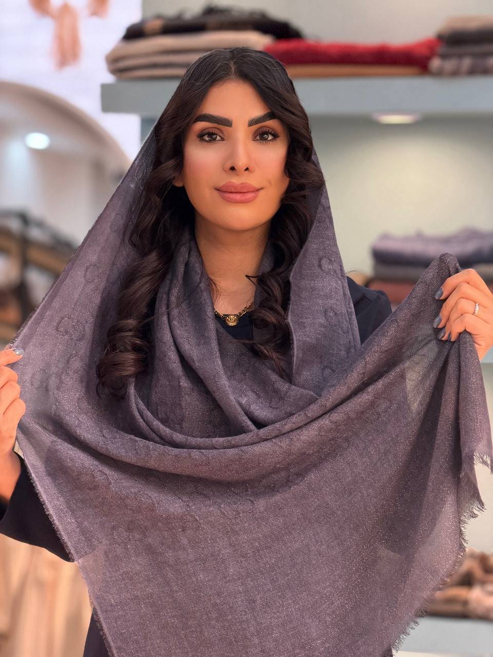شال پائیزه Midnight Charm