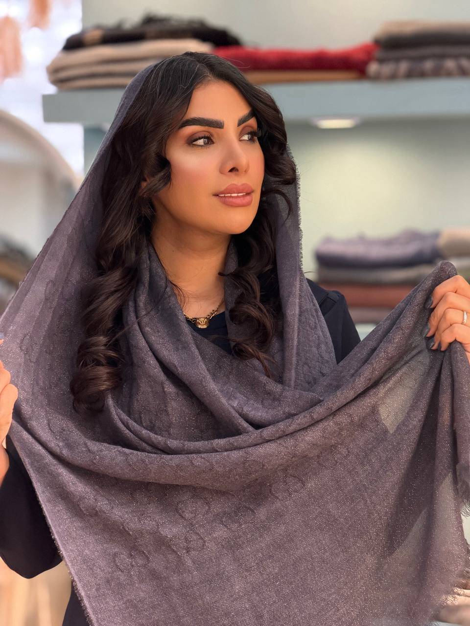 شال پائیزه Midnight Charm